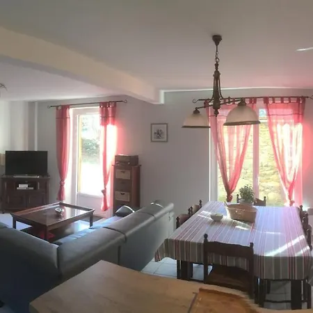 Du Treuil Casa de Férias *