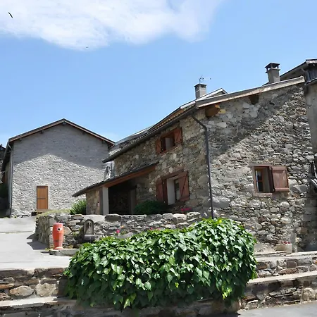 Du Treuil Casa de Férias *